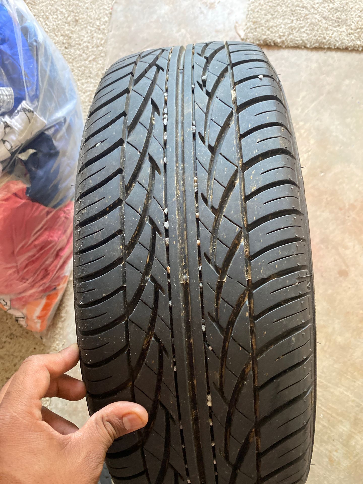 195/60r15 brand new tired