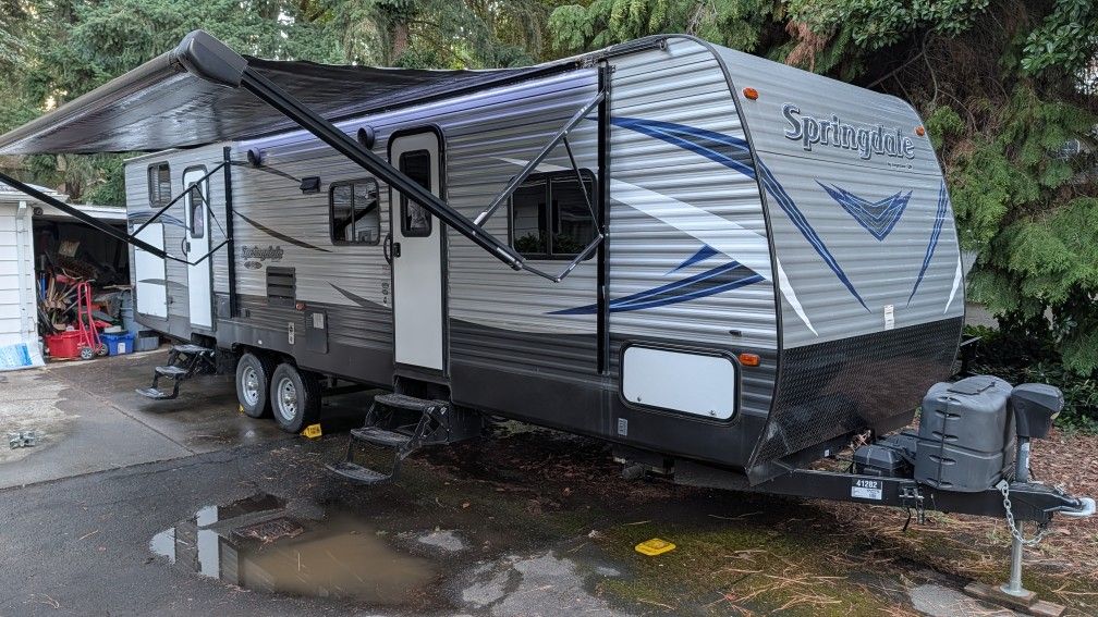 2018 Keystone Springdale Bunkhouse Travel Trailer 