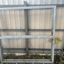 Frame For Outdoor Gate / Marco Para Portón De Exterior 