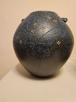 Japanese Decorative Pot/vase