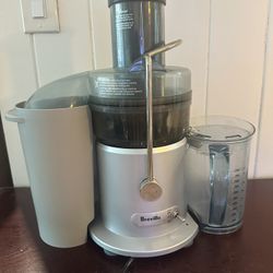 Breville Juicer 