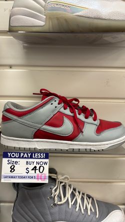 Nike dunks sz8