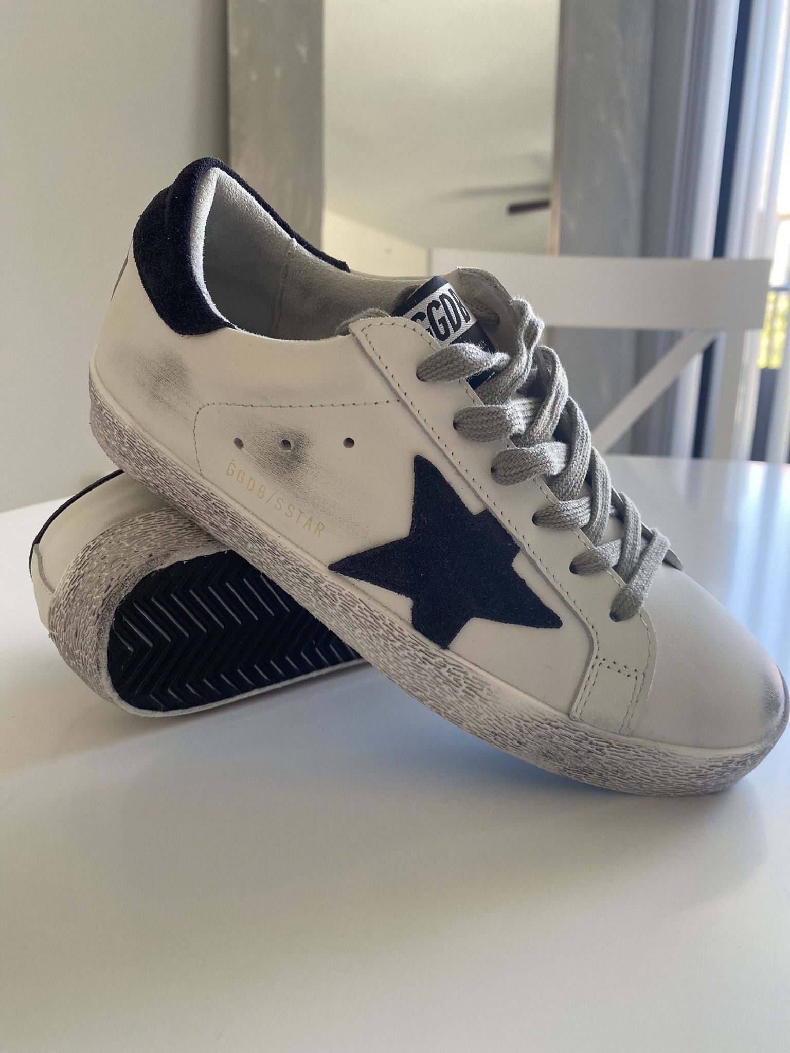 GoldenGoose SuperStars