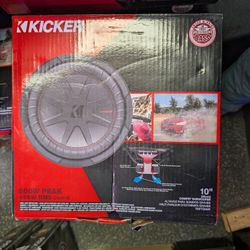 Kicker CompR 10" subwoofer, model CWR10