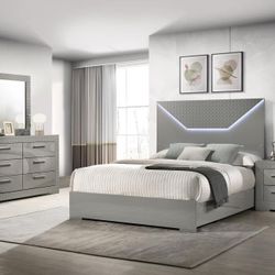 New Bedroom Set Queen Silver 