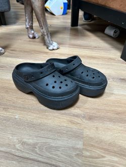 Women’s platform crocs size 7.5