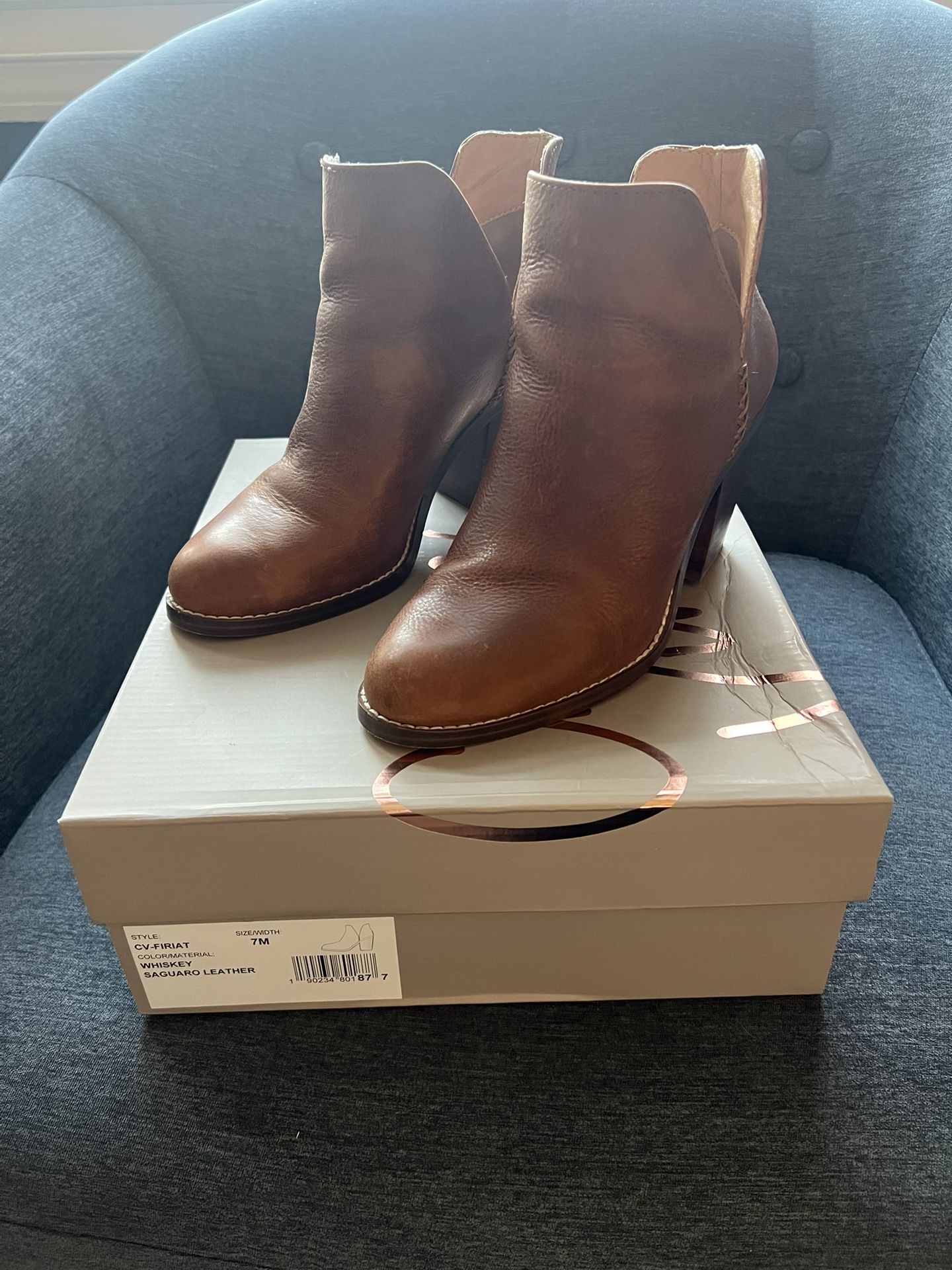 Crown Vintage Women Boots 7M