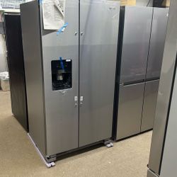 Whirlpool side By Side Refrigerator ! WRS325SDHZ 