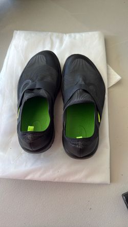 Oofos Shoes Size M8