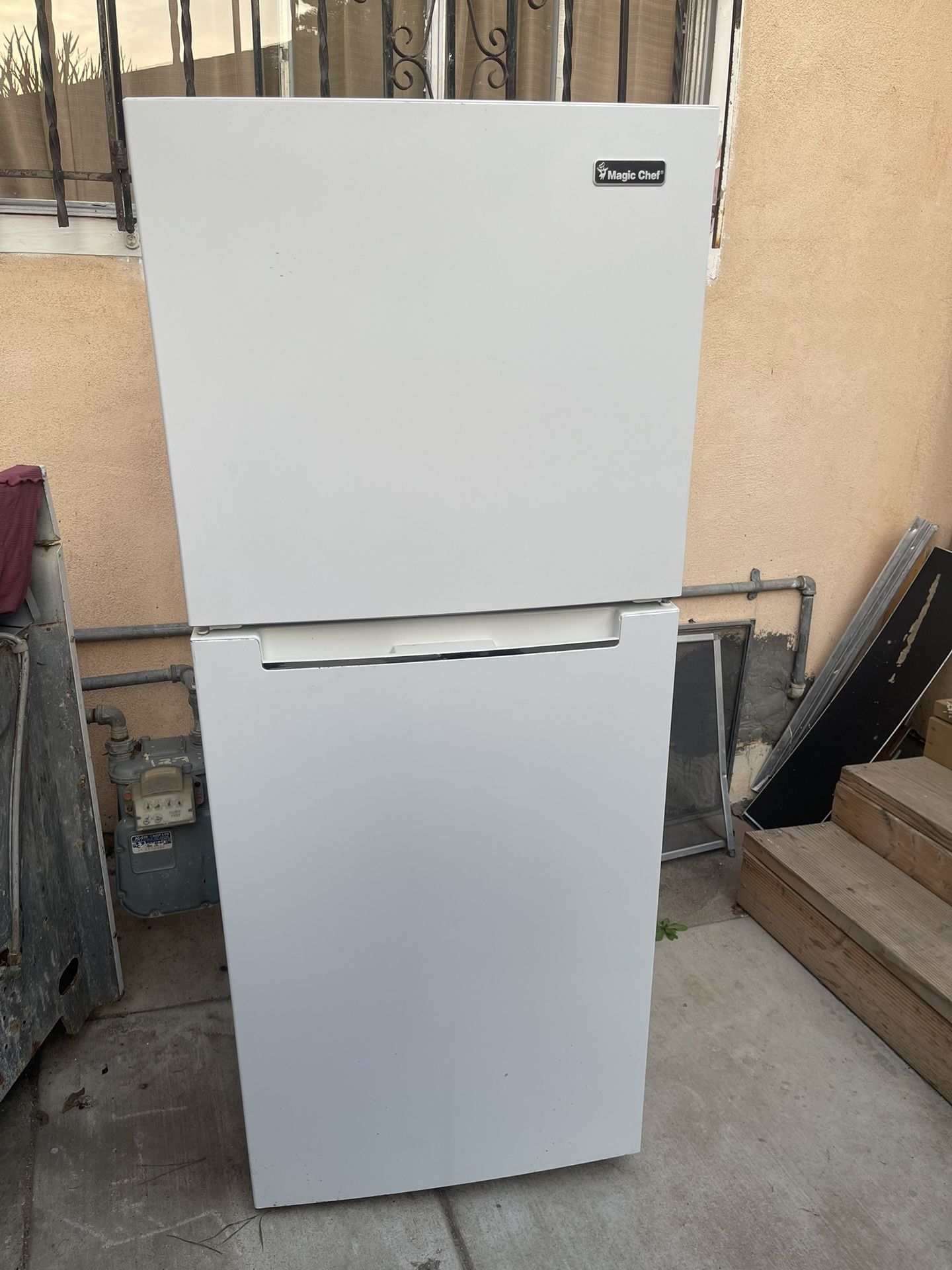 Magic Chef Fridge