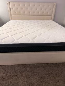 Bed + mattress