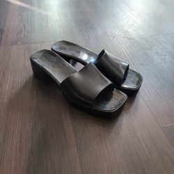Black Slides With Small Heel