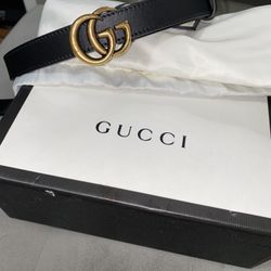 Gucci Leathe Belt GG