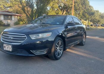 2013 Ford Taurus