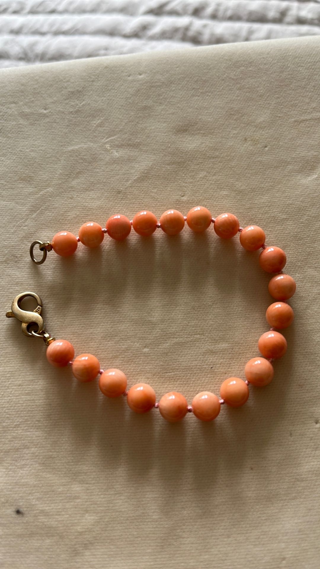 Vintage Bracelet With Coral Beads
