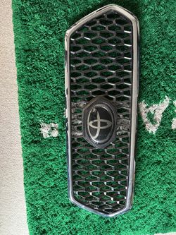 Toyota OEM Front Grille