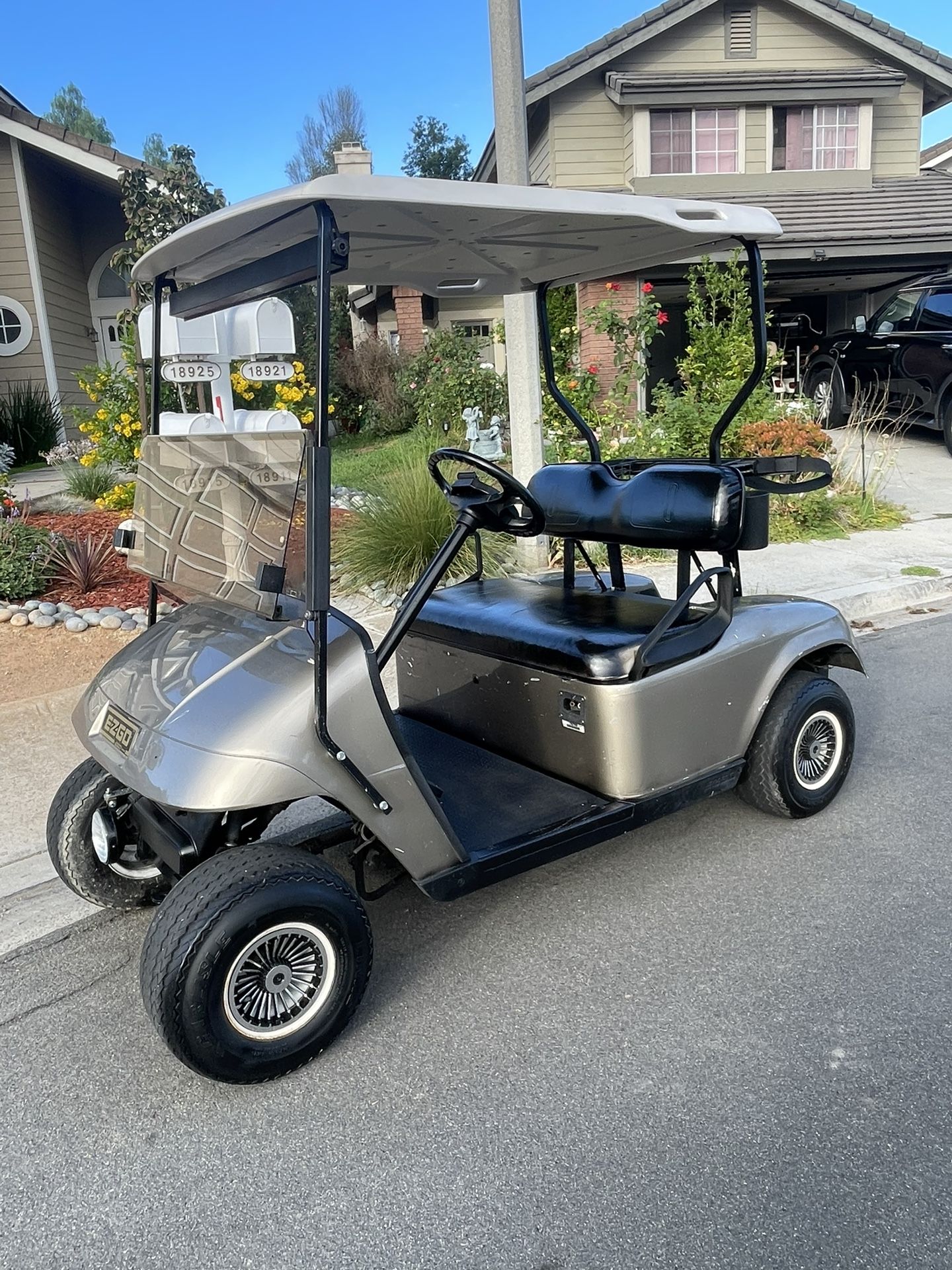 08 Ezgo Txt 36 Volts Electric Golf Cart Runs And Drives Perfect With a Brand New Batteries