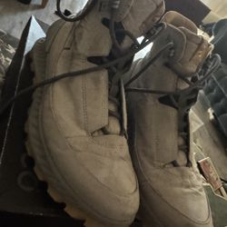 Ecco Hiking  Boots