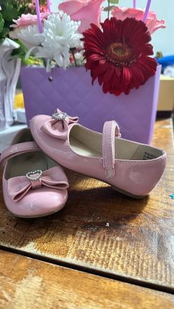 Girl dress shoes