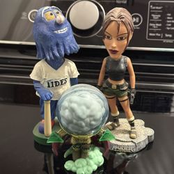 Rip Tide, Lara Croft, Mysterio Bobble heads 