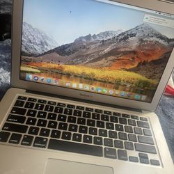 Apple MacBook Air 17