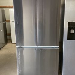 LG 36 in. 32 cu.ft. Smart Standard-Depth MAX French Door Refrigerator New Scratch and Dent