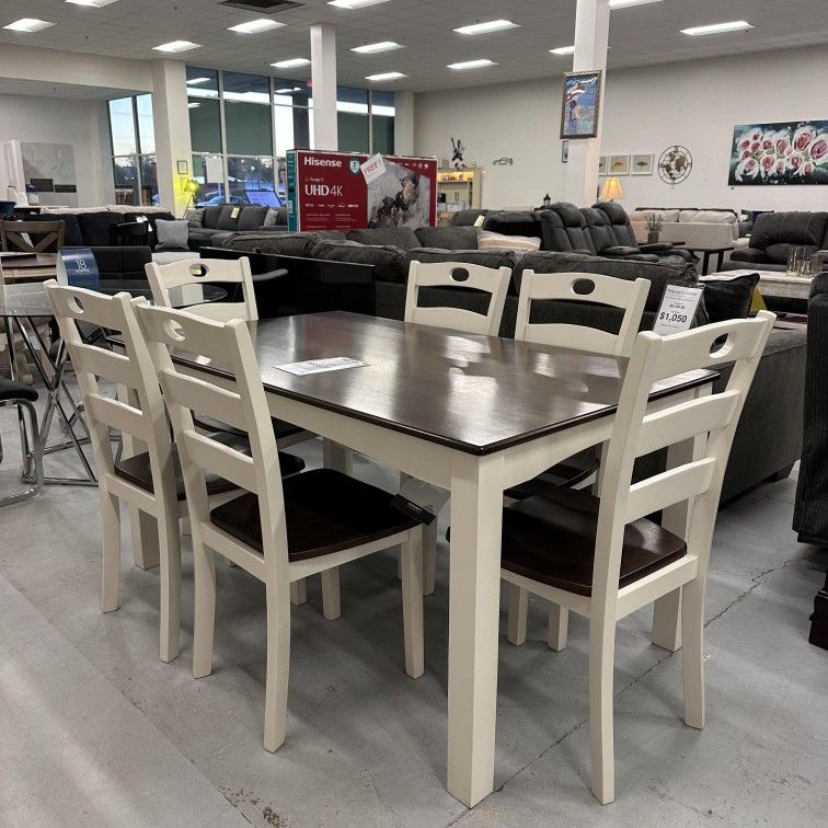 7 Pcs Dining Room Set Dining Table and 6 Chairs