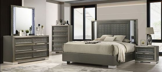 Brand New Grey 4pc Queen Bedroom Set (Available in Eastern King)