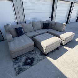 Sectional Couch (FREE DELIVERY‼️)