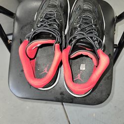 Jordan lows Bred size 13