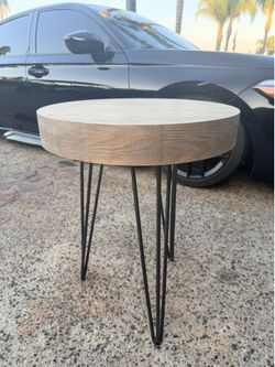 End table
