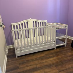 Crib With Changing Table And Mattress 