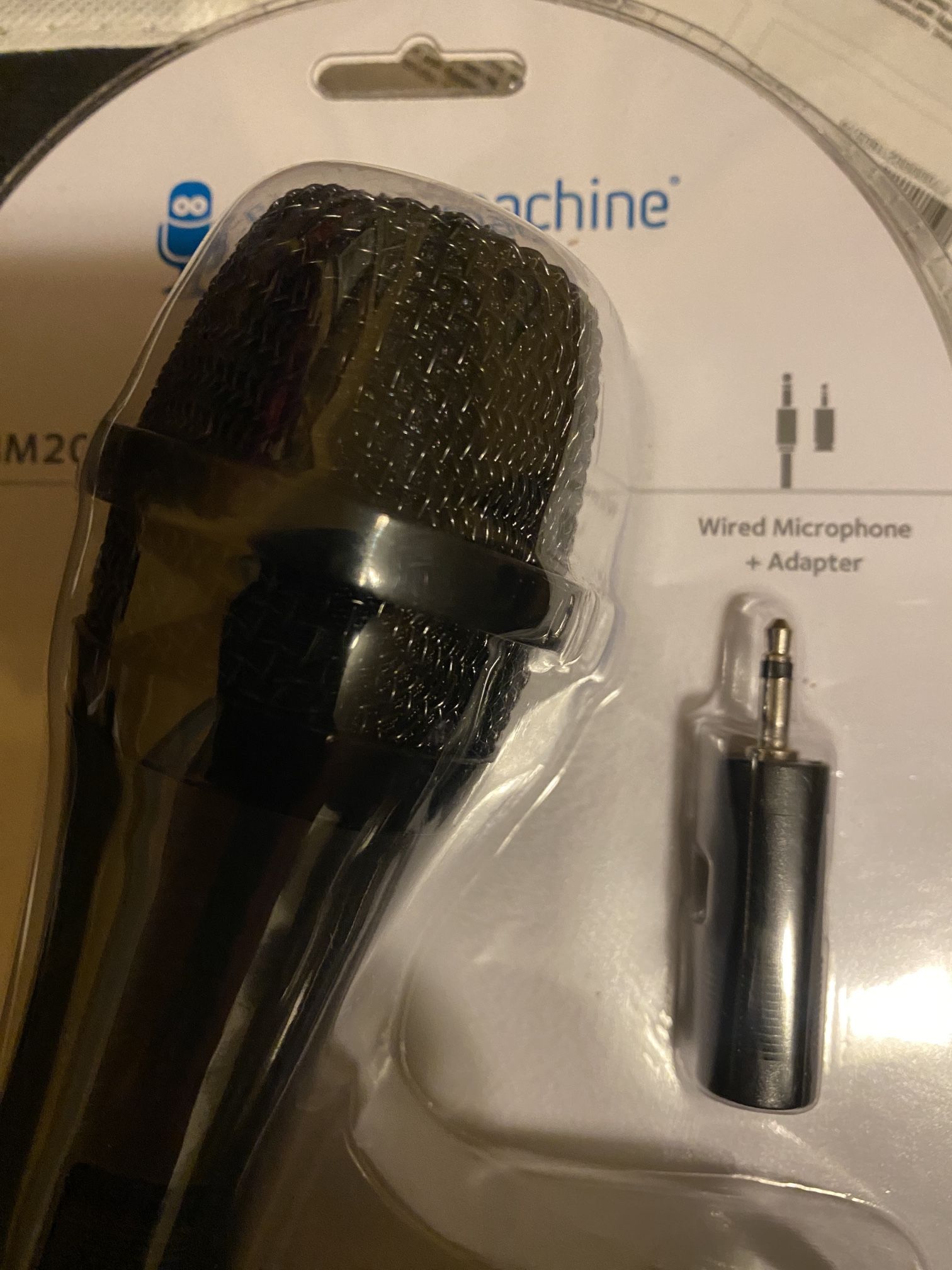 New microphone model SMM205