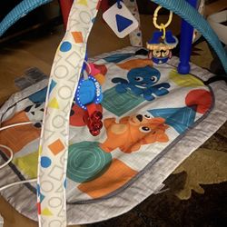 Baby Floor/tummy Time