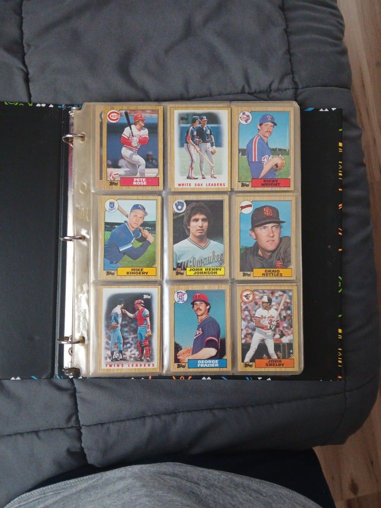 Topps Baseball Cards