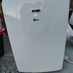 LG 7000 BTU Portable Air Conditioner 