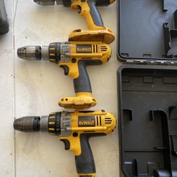 Three Dewalt Hammer drill XRP 18 V