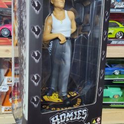 DGA Collectibles - HOMIES GALLO NEGRO 1:10 Scale Large Collectible Figure