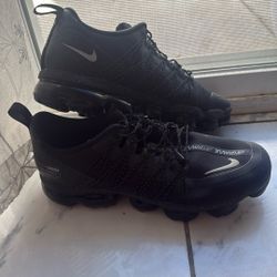 MEN'S NIKE AIR VAPORMAX RUN UTILITY RUNNING SHOES