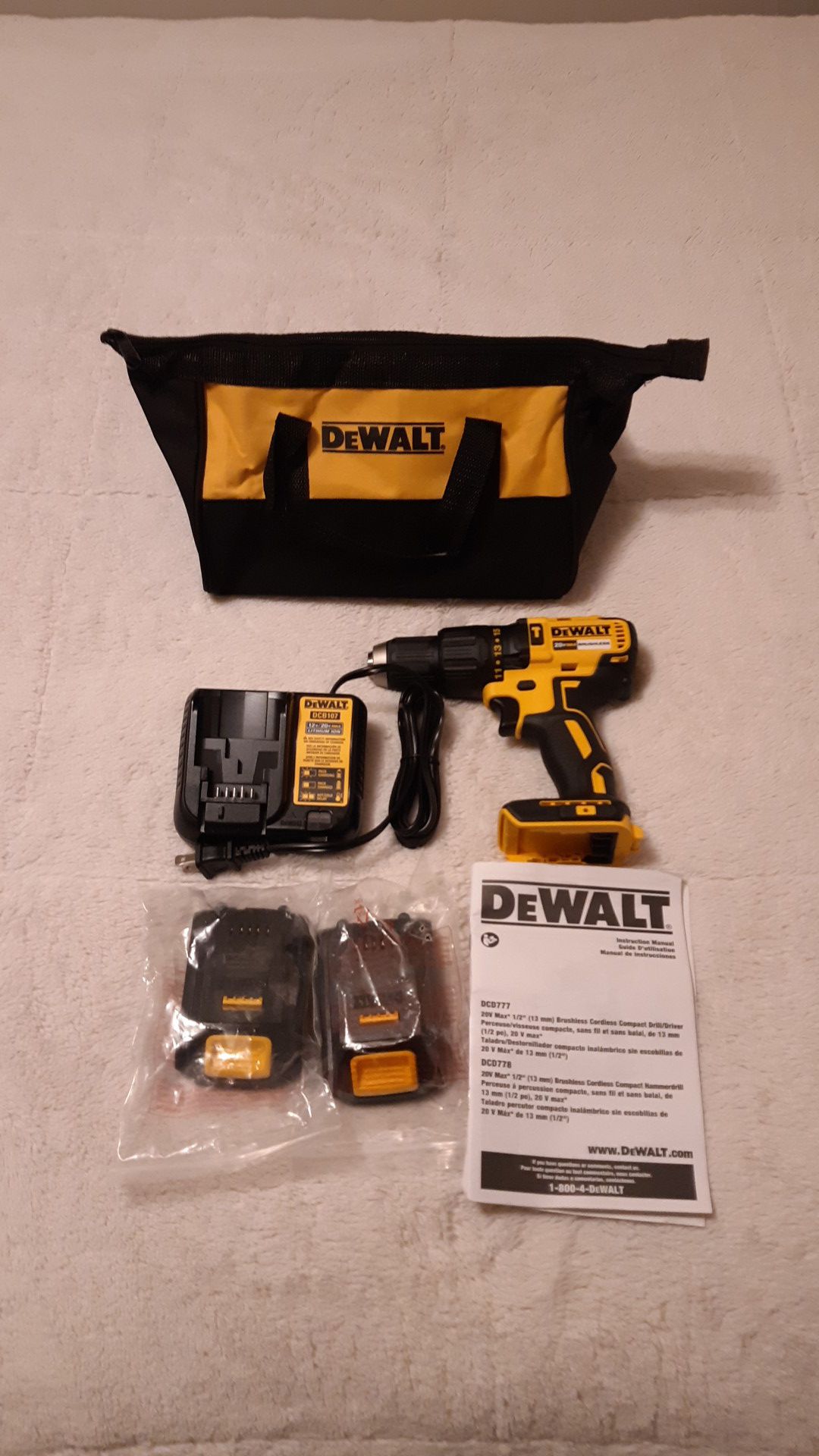 Dewalt 20 volt drill (new)