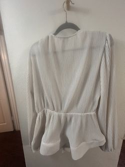 Fashion Nova White Pleated Blouse XL