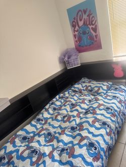 Twin size corner bed with storage