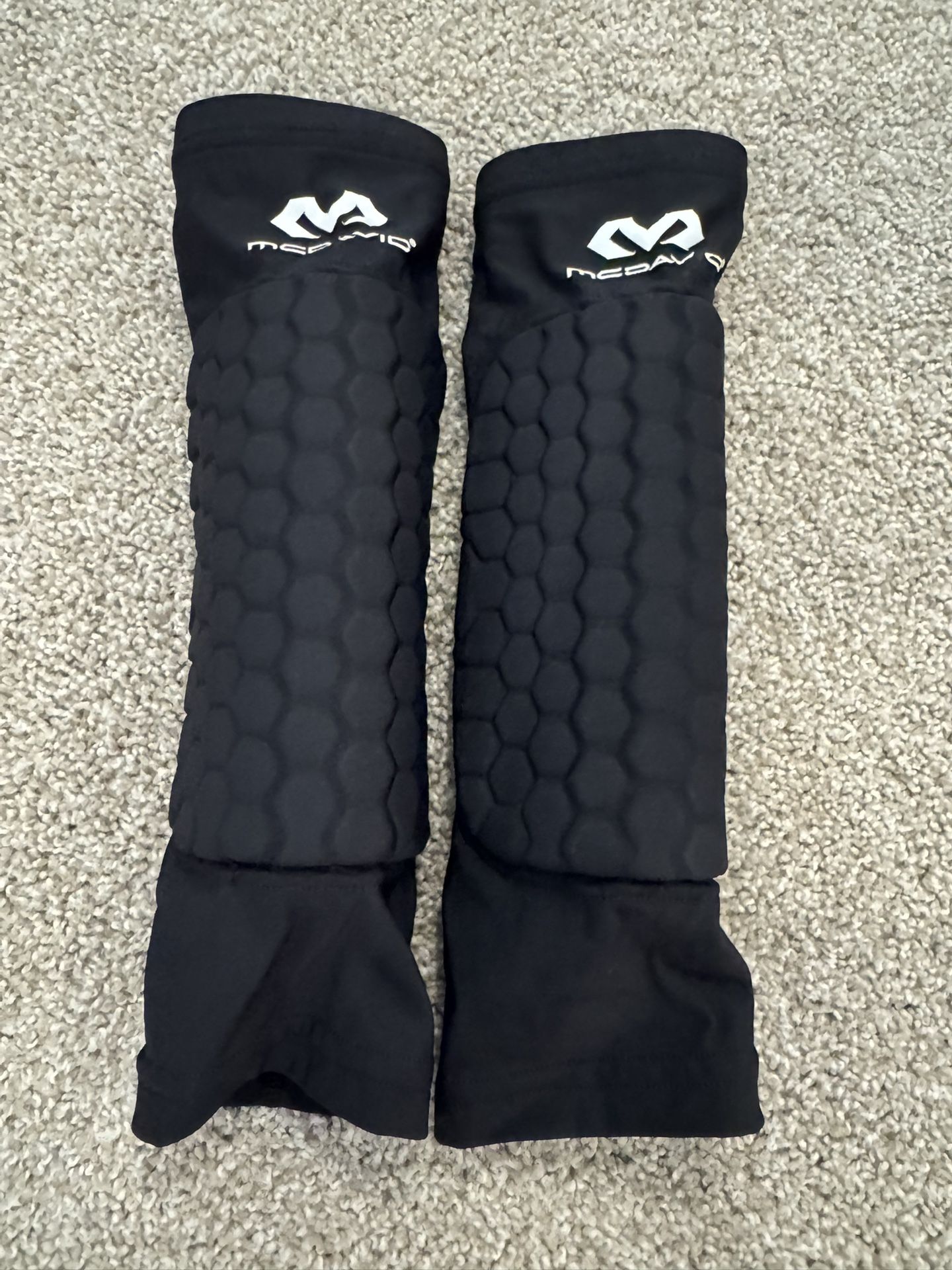 Mcdavid pads - small