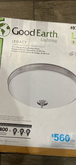 Good Earth 19” Flushmount LED Ceiling Light— New!!
