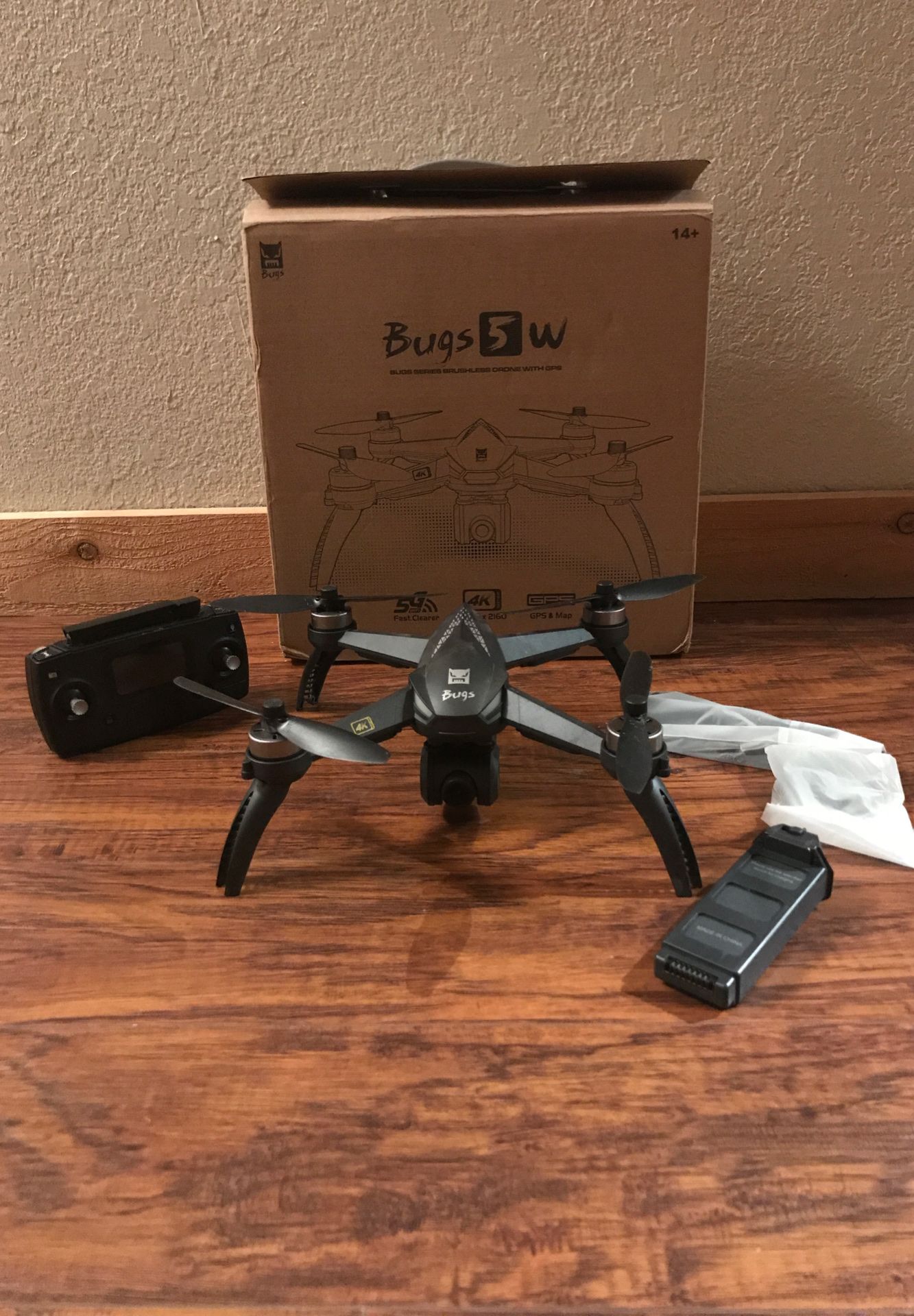 Bugs 5W 4K drone