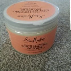 12 Oz Container of Shea Moisture Coconut & Hibiscus Curl Enhancing Smoothie.