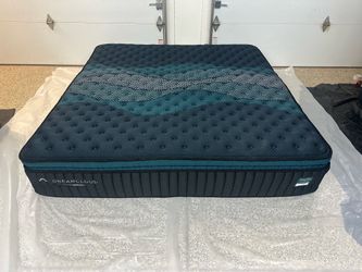DreamCloud PressureSmart Firm King Mattress Targeted Lumbar Support