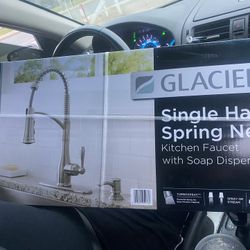 Kitchen Faucet With Soap Dispenser 