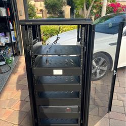 OmniMount RE27 Server and Technology Mounting Rack
