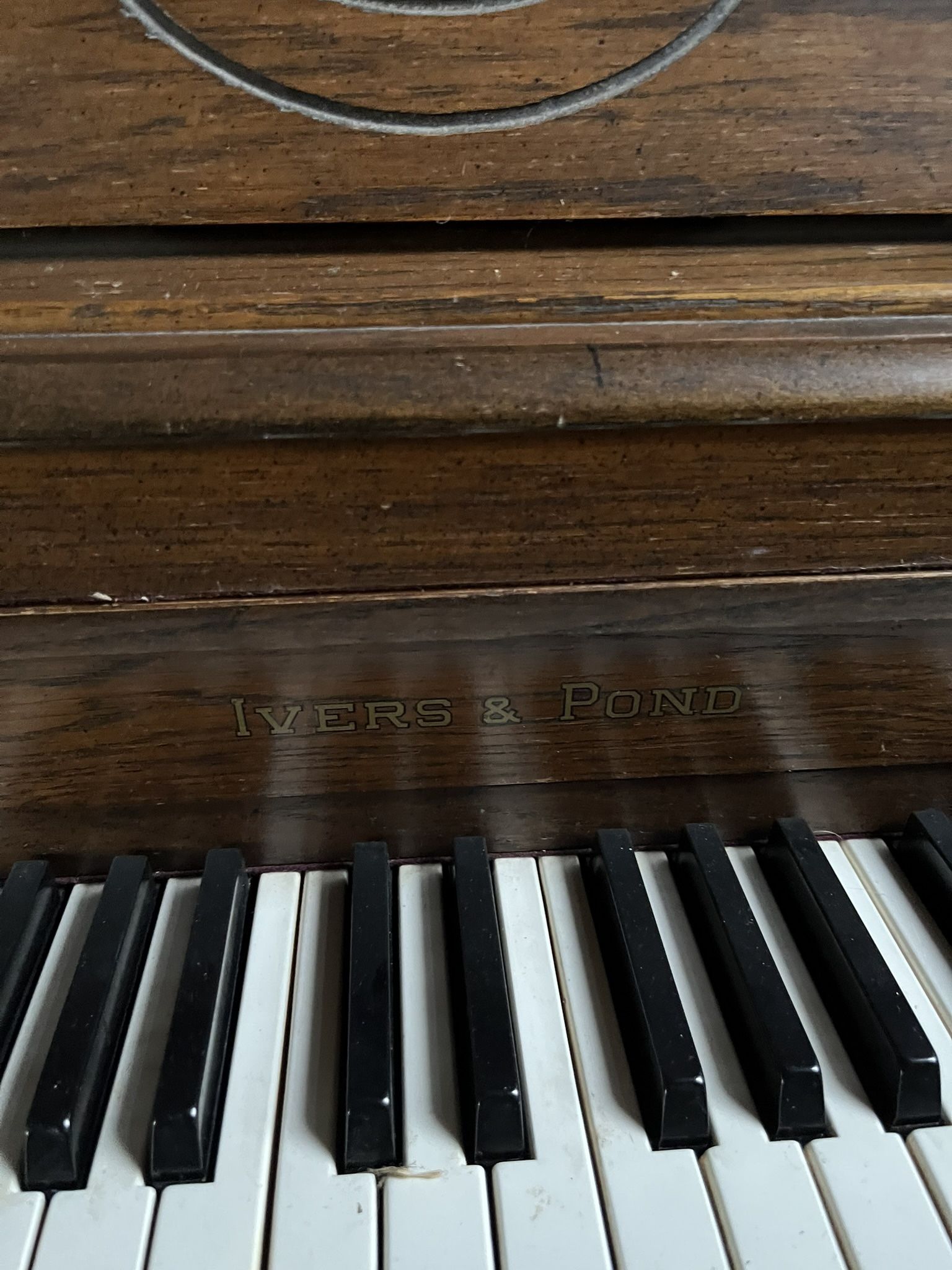 Ivers And Pond Piano